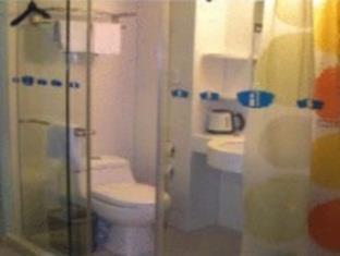 Bestay Hotel Express Dalian Harbour Plaza Esterno foto